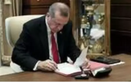 Cumhurbaşkanı Erdoğan'ın imzasıyla 3 bakanlıktaki kritik görevlere yeni isimler getirildi