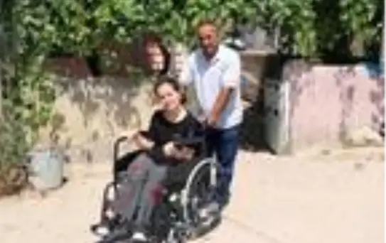 İlhami ile Esma'nın aşkı engel tanımıyor