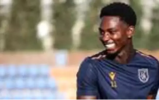 Medipol Başakşehir'den ayrılan Eljero Elia, Utrecht'e transfer oldu