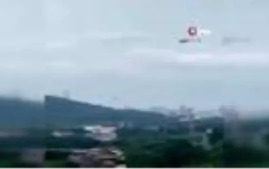 Malezya'da iki helikopter havada çarpıştı: 2 ölü