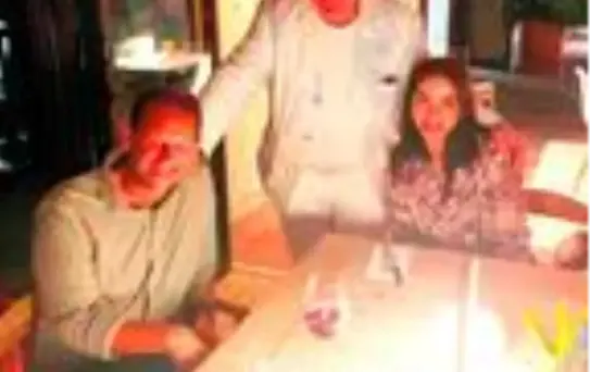 Yeni yaşını hamsi kuşu partisi ile kutladı