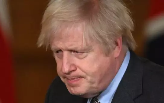İngiltere Başbakanı Johnson Covid-19 ölümlerinin 100 bini aşması sonrası hedefte: 'Vahim hatalar yaptı'