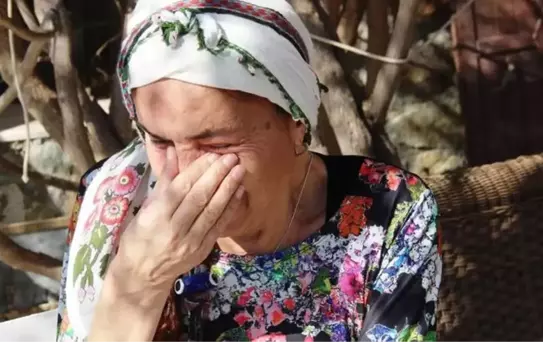 Tüm mal varlığını satıp köye yerleşen manken Bilun Dohmen, ağlaya ağlaya köy hayatını bıraktı