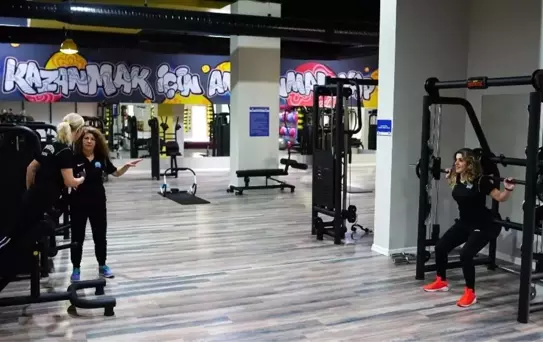 Yıldırımlı kadınlara bir spor merkezi daha