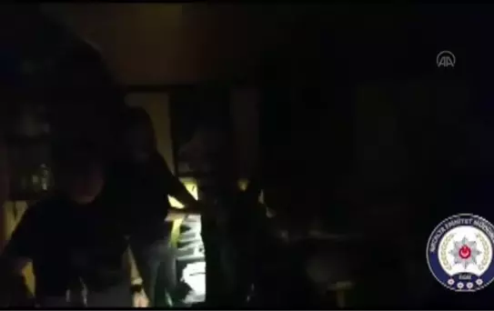 Sokağa çıkma kısıtlamasını ihlal ederek eğlence düzenleyenlere para cezası kesildi