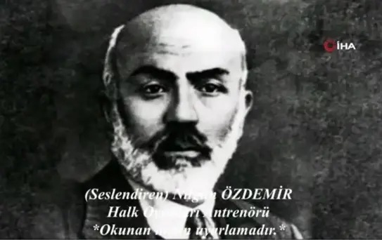 Tüm ilçe İstiklal Marşı'nı okudu