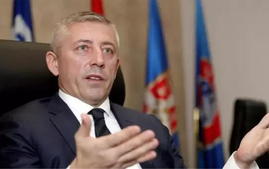 Sırbistan Futbol Federasyonu Başkanı Slavisa Kokeza, mafya ilişkisi iddiaları nedeniyle istifa etti