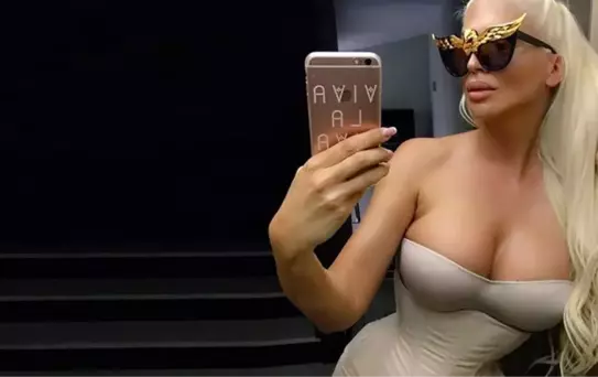 Dusco Tosic'in eşi Jelena Karleusa'yı aldattığı iddia edildi