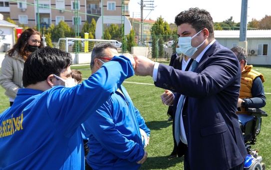 Son Dakika | Başkan Erhan Kılıç, Buca'nın özel çocuklarıyla bir araya geldi