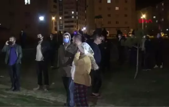 DUMANLAR ARASINDA KALAN VEDAT BEBEĞİ, İTFAİYE ERİ KURTARDI