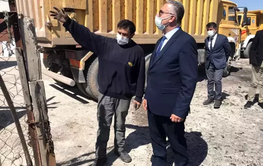 Ahlatcı'dan yangınzedeye geçmiş olsun ziyareti