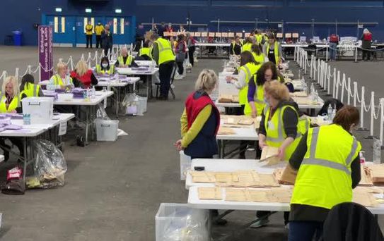 EDINBURGH - İskoçya'daki parlamento seçimlerini bağımsızlık yanlıları önde götürüyor