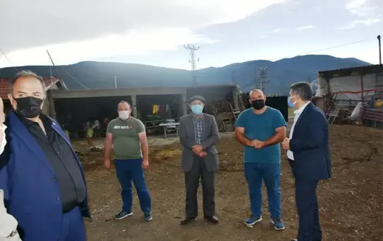 Boyabat Kaymakamı Çetin'den yangın mağduru çiftçiye ziyaret