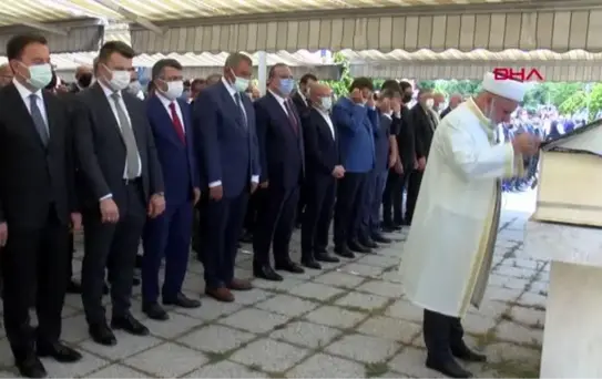 BURSALI İŞ İNSANI HÜSEYİN ÖZDİLEK'İN ANNESİ SON YOLCULUĞUNA UĞURLANDI
