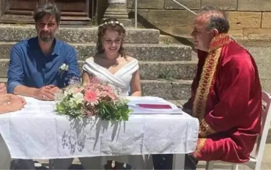 Deniz Uğur ve Erdinç Gülener dünyaevine girdi