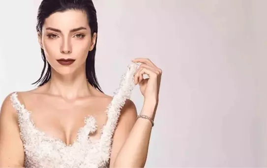 Ünlü oyuncu Merve Boluğur, beğendiği erkek tipini anlattı