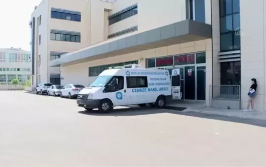 Kazada hayatını kaybeden motosiklet sürücüsü genç kızın cenazesi yakınlarına teslim edildi