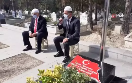 Son dakika haber! Şehit öğretmen Şenay Aybüke öğretmen mezarı başında anıldı