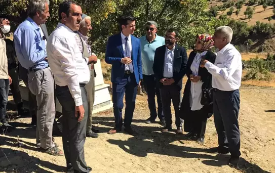 Diyarbakır Büyükşehir Belediyesi evleri ziyaret edip kadınların sorunlarını dinliyor