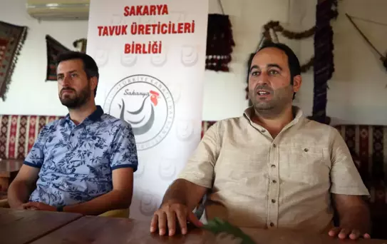 Sakarya Tavuk Üreticileri Birliği'nin yeni yönetimi basınla buluştu