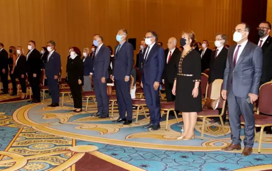 TEB 'Yaşam boyu Onur ve Değer Katan Eczacı Ödülleri' verildi