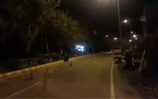 KAHRAMANMARAŞ - Refüje çarpan motosiklettekilerden 1'i öldü