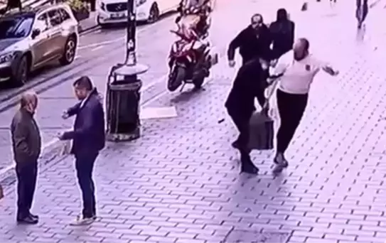 Son dakika haber: Fatih'te 3 milyon dolarlık gasp girişimi kamerada