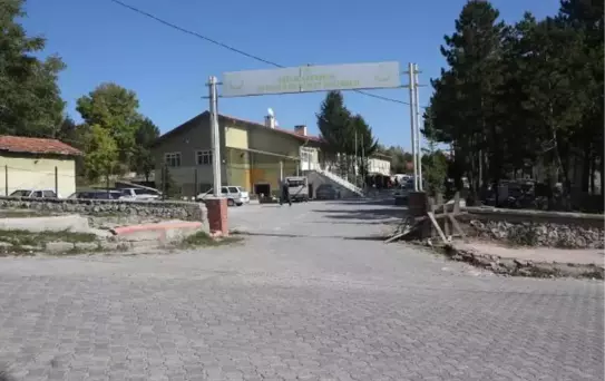 ESKİ DEVLET HASTANESİ BİNASI, ÖĞRENCİLERE YURT OLDU