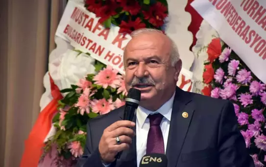 Bursa Kent Konseyi'nde Şevket Orhan güven tazeledi