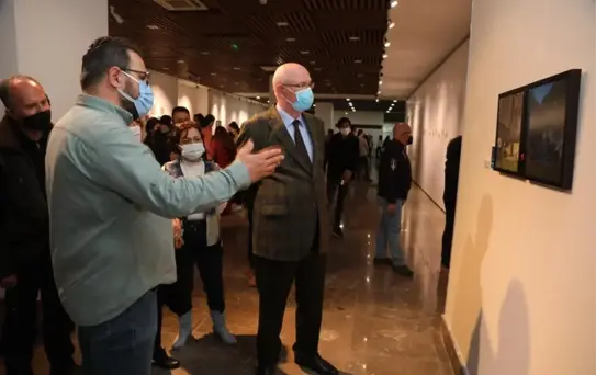 Çağdaş Sanatlar Galerisi yolculuğuna 'Yer Değişimi' ile devam ediyor