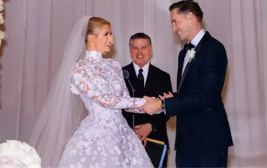 Dillere destan düğünde sona gelindi! Akıllarda Paris Hilton'un gelinlikleri kaldı