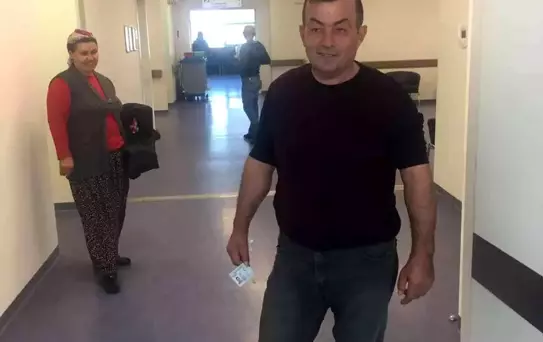 Devrilen traktörün sürücüsü hayatını kaybetti