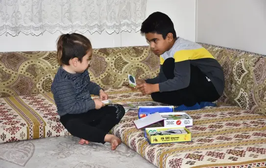 İki kardeşini DMD'den kaybeden anne oğlunun aynı kaderi yaşamasını istemiyor