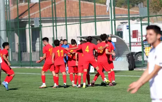 Kayserispor U16 takımı 3 attı, 3 aldı