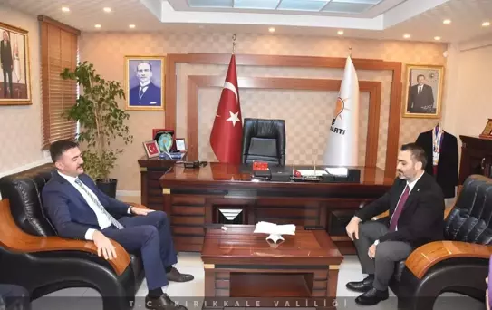 Kırıkkale Valisi Tekbıyıkoğlu'ndan siyasi partilere ziyaret
