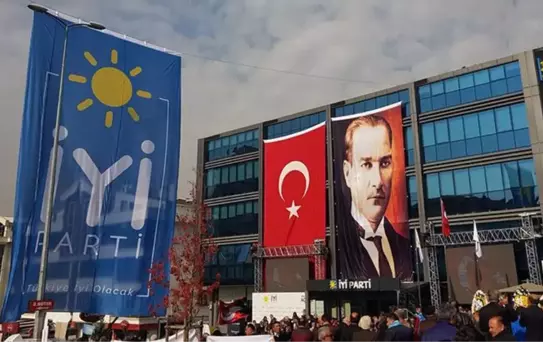 Kastamonu'da 16 yönetici hep birlikte görevinden istifasını verdi