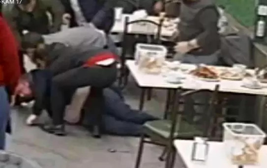 Lokantacıdan müşteriye hayat kurtaran müdahale