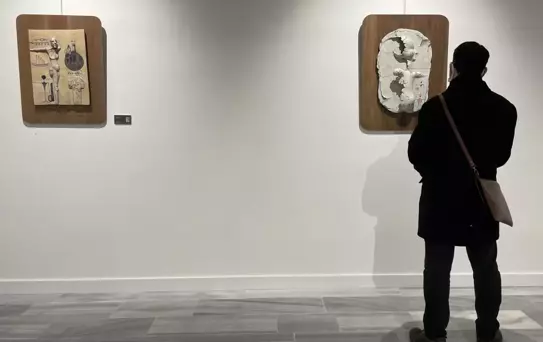 İsmet Yedikardeş'in retrospektif sergisi 'Formreform' Kazlıçeşme Sanat'ta açıldı