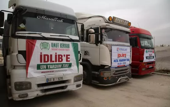 ŞANLIURFA - Suriye'ye 3 tır insani yardım gönderildi