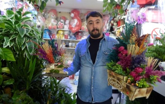 Çiçek satıcıları 14 Şubat Sevgililer Günü'nden umutlu