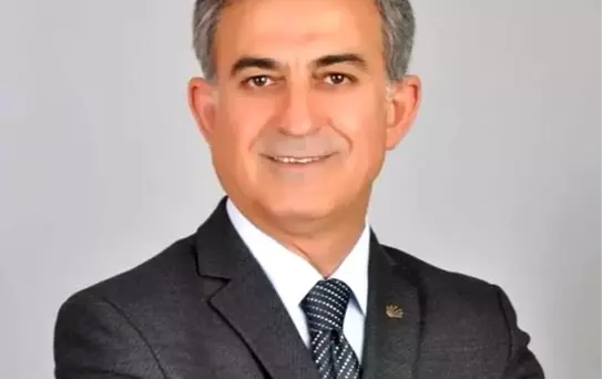 Bandırma Belediye Başkanı Tosun yardımcısını görevden aldı