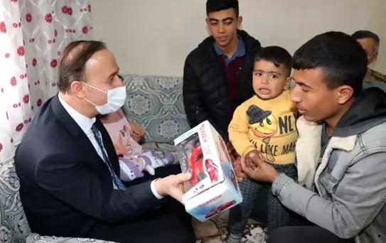 Vali Erin şehit ailelerini ziyaret etti