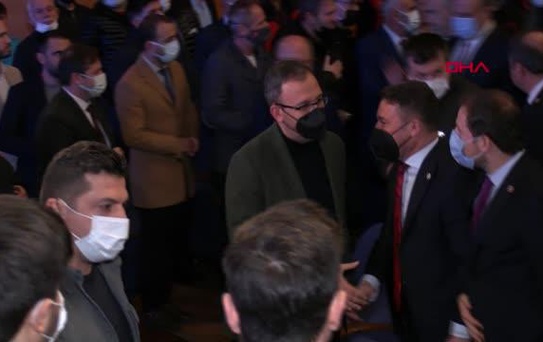 Son dakika haber: SPOR Bakan Kasapoğlu: Ülkemizin spor çıtasını çok daha yukarılara taşıyacaklar