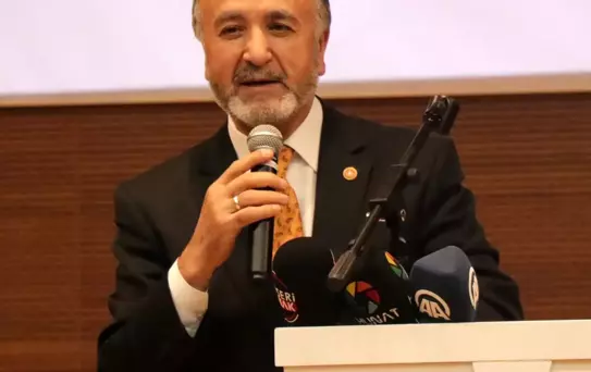Kayseri'de Necmettin Erbakan'ı anma programı düzenlendi