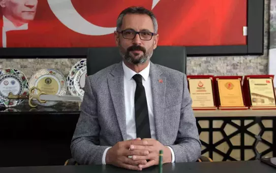 Söz verdiği gibi, gelir gider tablosunu seçmenle paylaştı
