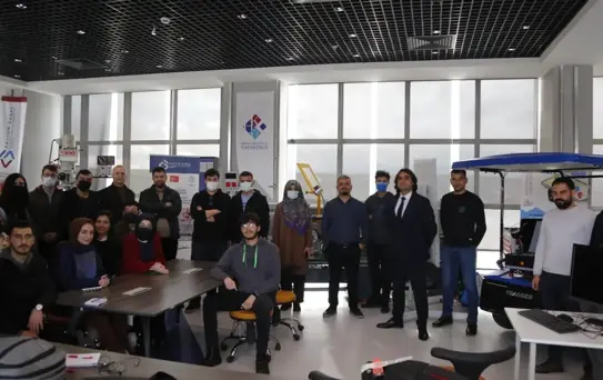 Otonom araç yazılım ve teknolojileri eğitimi HKÜ'de yapıldı