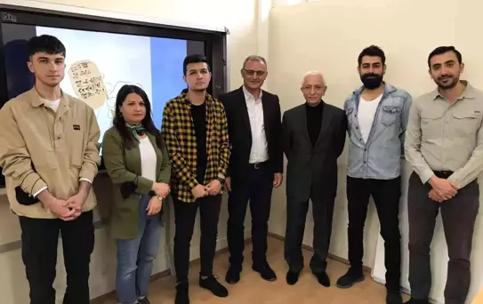 Lise öğrencilerine 'Hititçe çivi yazısı' eğitimi