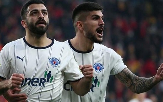 Fenerbahçe anlaşma masasından jet hızında kalktı! Kasımpaşa'nın, Eren Elmalı için biçtiği bedel dudak uçuklattı!