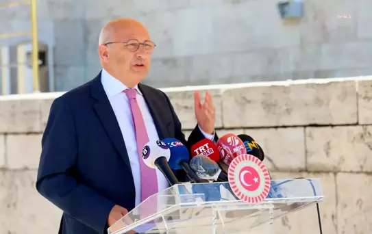 3 Mayıs Dünya Basın Özgürlüğü Günü... CHP'li Çakırözer'in Raporu: 45 Gazeteci Hakim Karşısına Çıktı, 5 Gazeteci Saldırıya Uğradı, 5 Gazeteci...