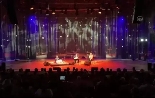 BUDAPEŞTE - Ney virtüözü Kudsi Erguner, Macaristan'da konser verdi